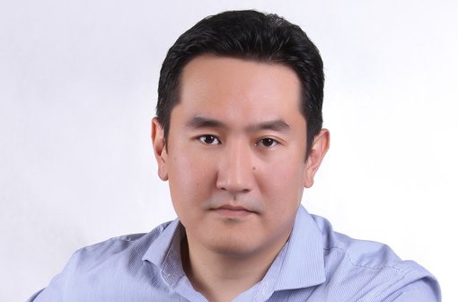 Dr. Azamat Temirkulov