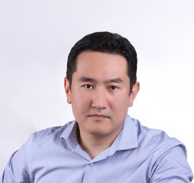 Dr. Azamat Temirkulov